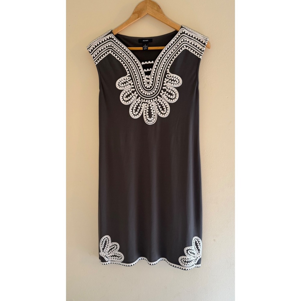 ALFANI sleeveless dark olive green shift dress white embroidered trim size S